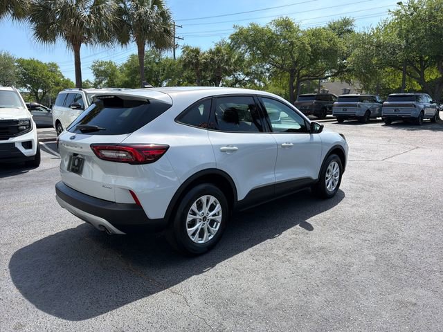 Used 2025 Ford Escape Active image 7