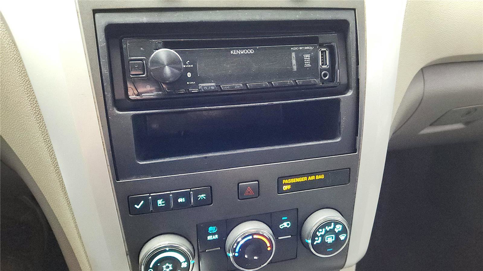 Used 2009 Chevrolet Traverse LT AWD/4WD image 27