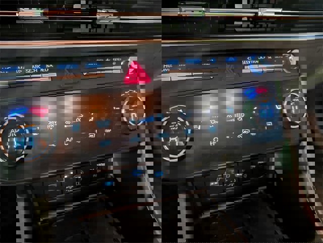 Used 2025 Hyundai Sonata SEL image 3