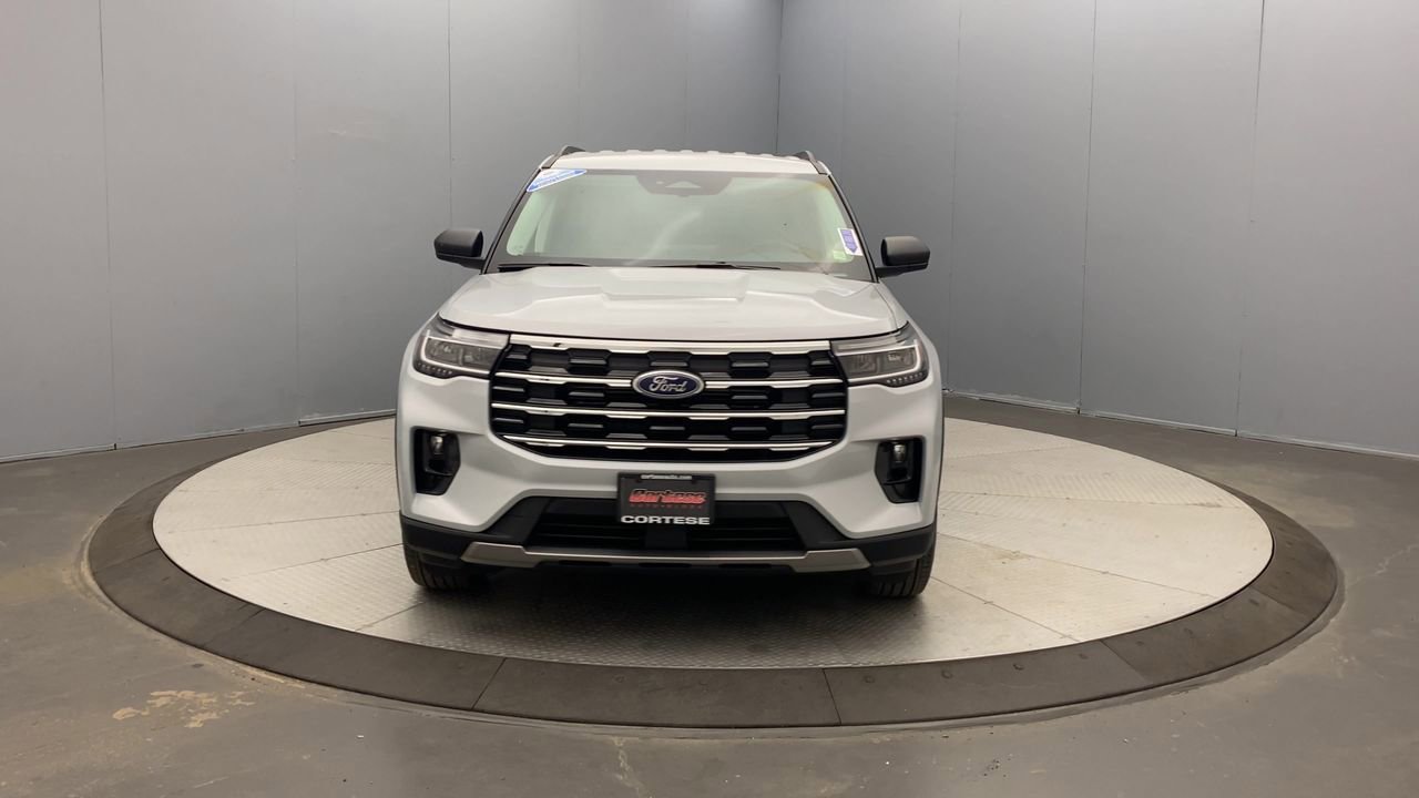 New 2026 Ford Explorer Active w/ Active Comfort Package AWD/4WD image 8