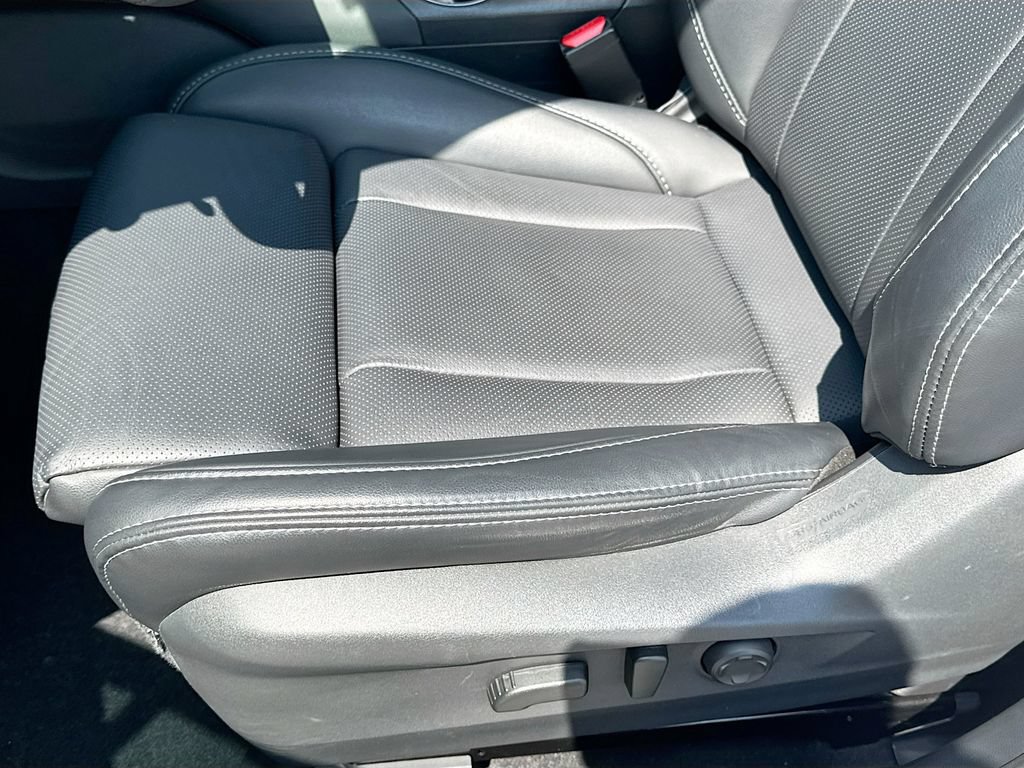 Certified 2025 Subaru Outback Limited AWD/4WD image 23