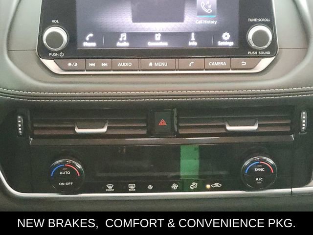 Used 2021 Nissan Rogue SV image 23