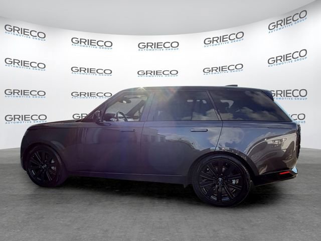 Used 2023 Land Rover Range Rover SE AWD/4WD image 5