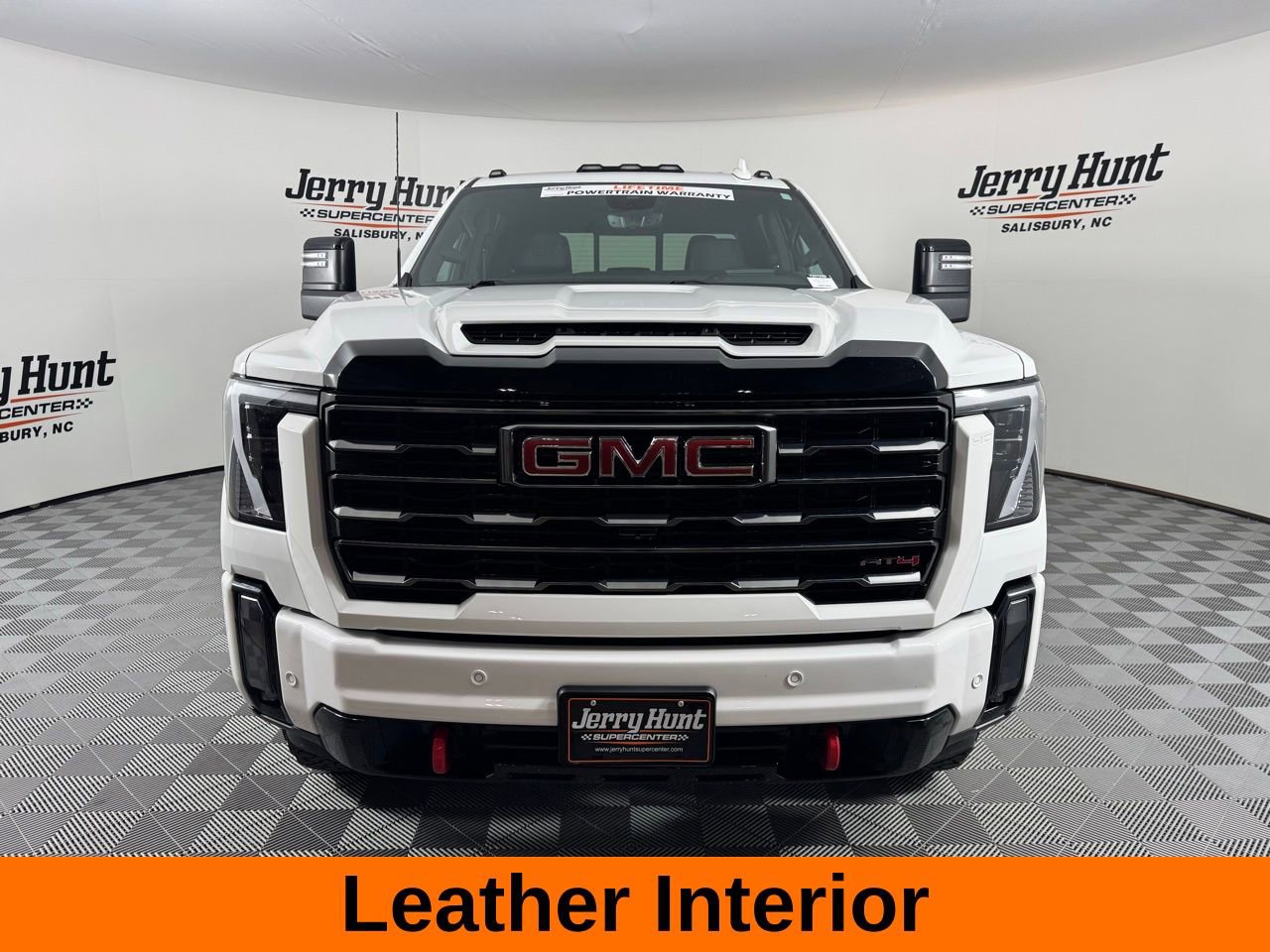 Used 2024 GMC Sierra 2500 AT4 w/ Technology Package image 5