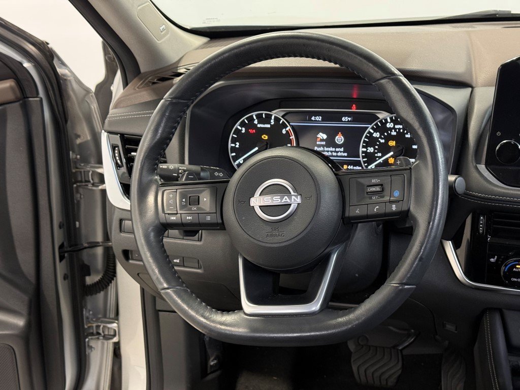 Used 2023 Nissan Rogue SL w/ SL Premium Package image 23