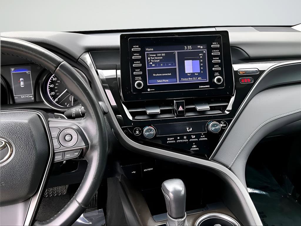 Used 2023 Toyota Camry SE image 12