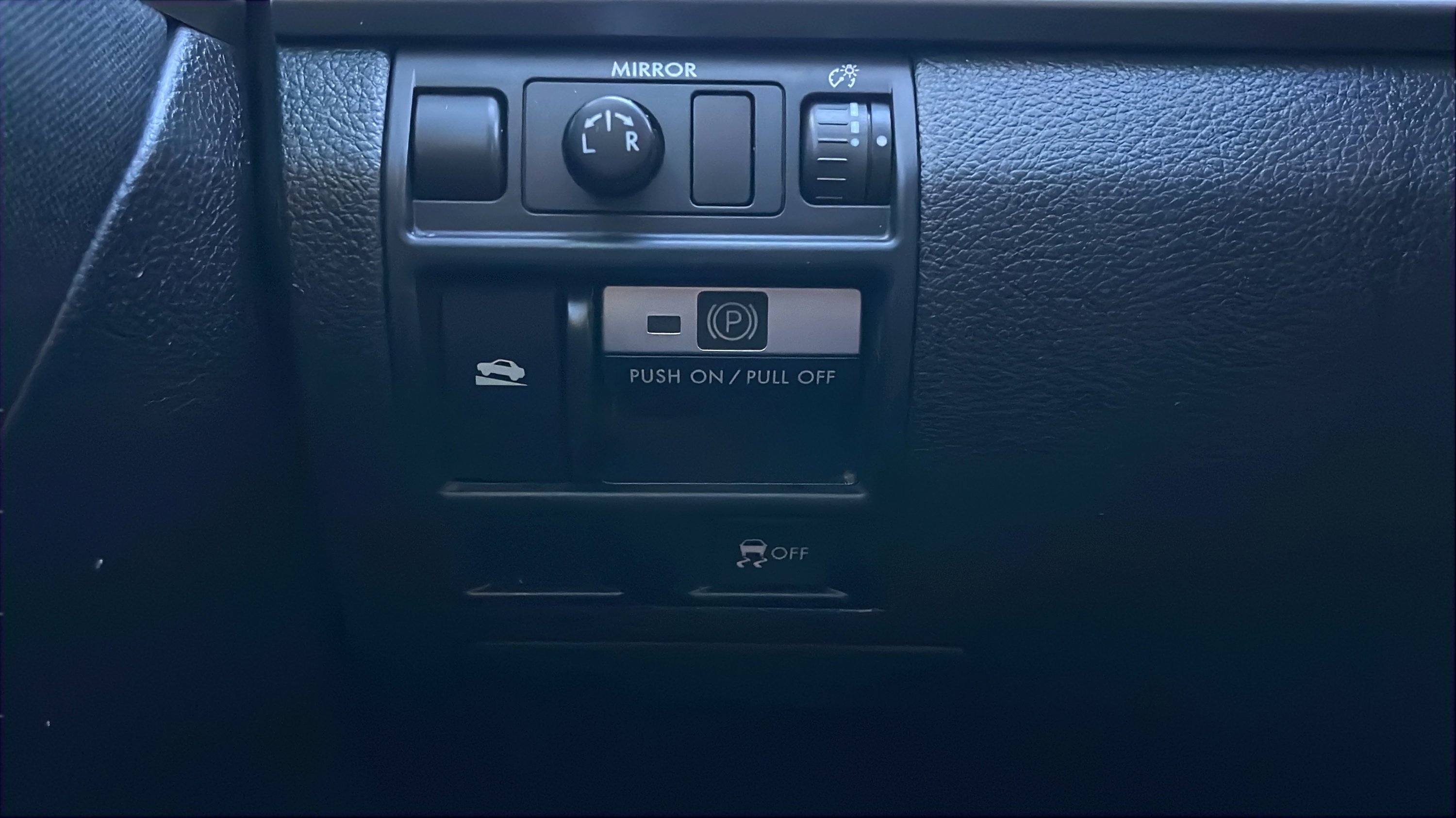 Used 2014 Subaru Outback 2.5i w/ Alloy Wheel Package image 31