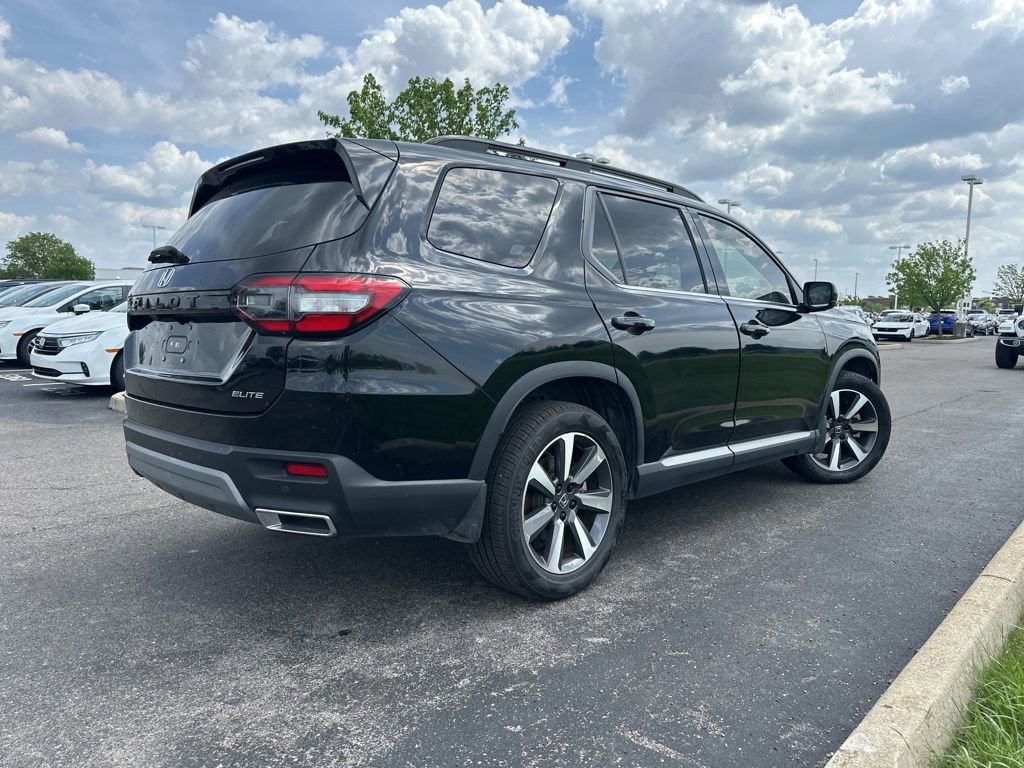 Used 2023 Honda Pilot Elite image 14