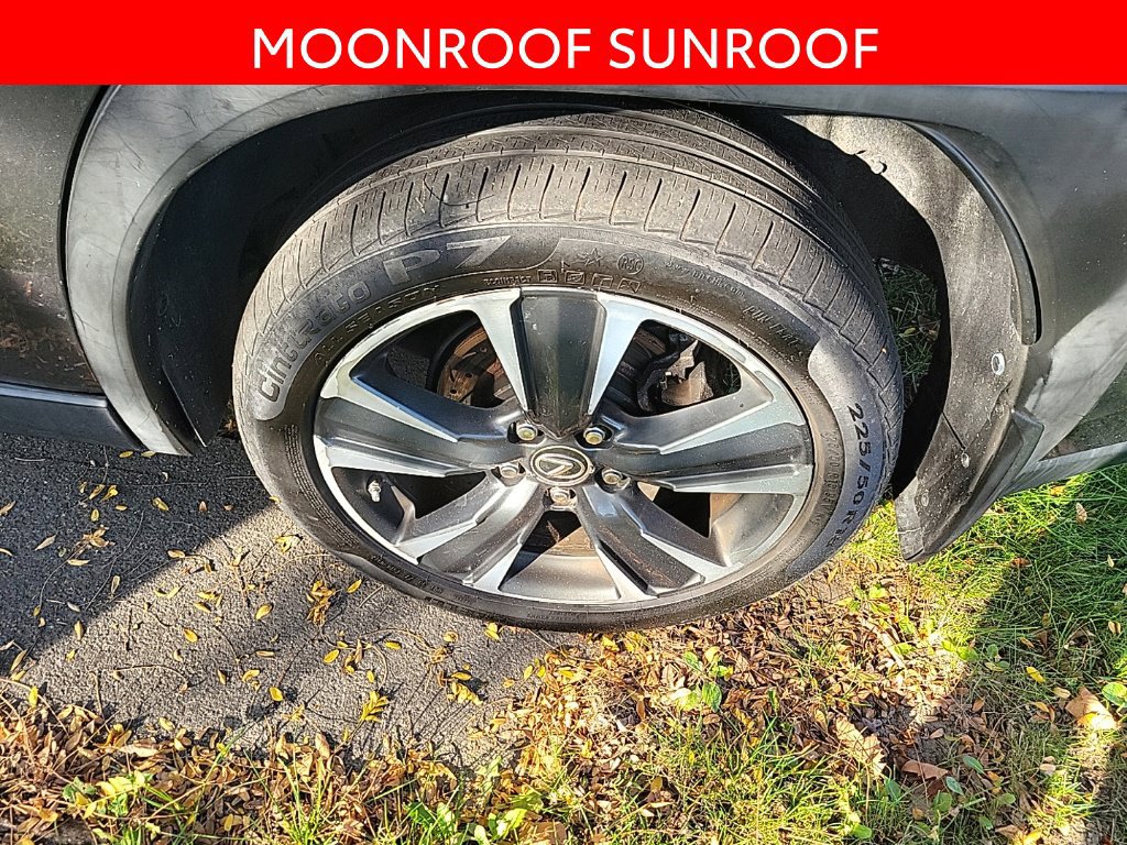 Used 2019 Lexus UX 200 w/ Premium Package FWD image 5