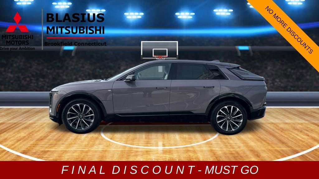 Used 2024 Cadillac Lyriq Sport image 4