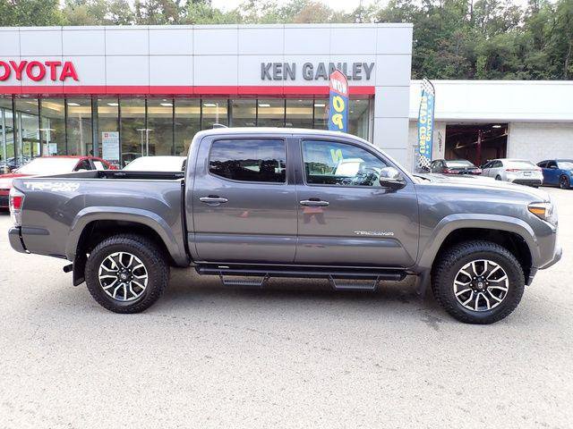Certified 2023 Toyota Tacoma TRD Sport w/ Technology Package AWD/4WD image 2