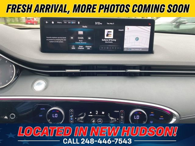Used 2025 Genesis GV70 3.5T Sport AWD/4WD image 13