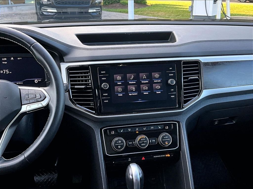 Used 2023 Volkswagen Atlas SE w/ Panoramic Sunroof Package AWD/4WD image 19