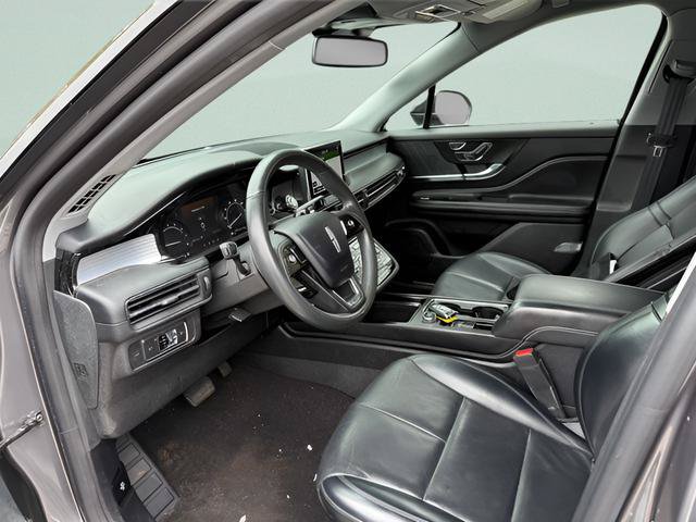 Used 2021 Lincoln Corsair AWD w/ Premium Package image 3