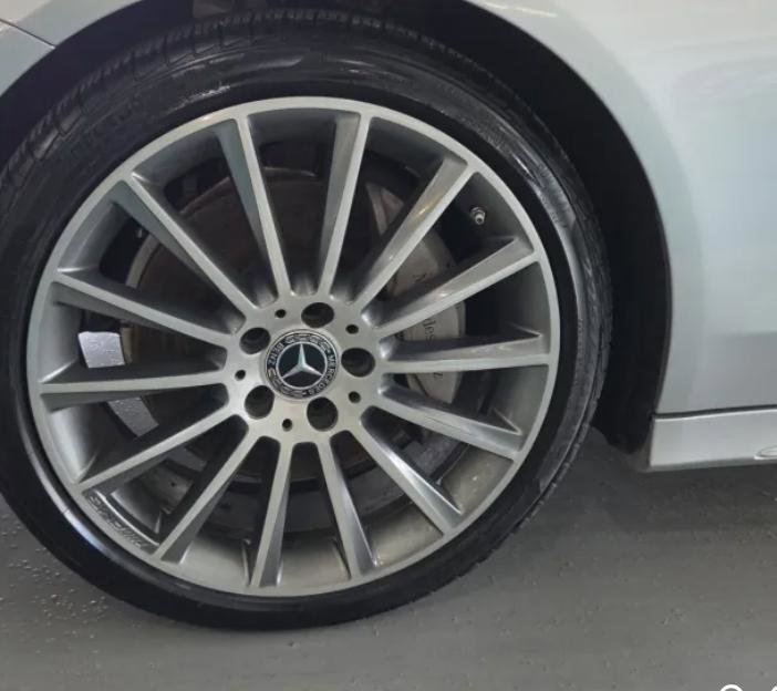 Used 2018 Mercedes-Benz C 300 Sedan image 5