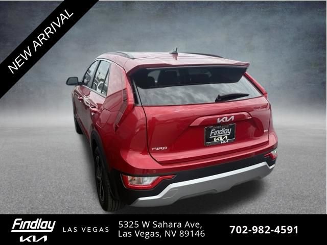 Certified 2025 Kia Niro EX FWD image 2
