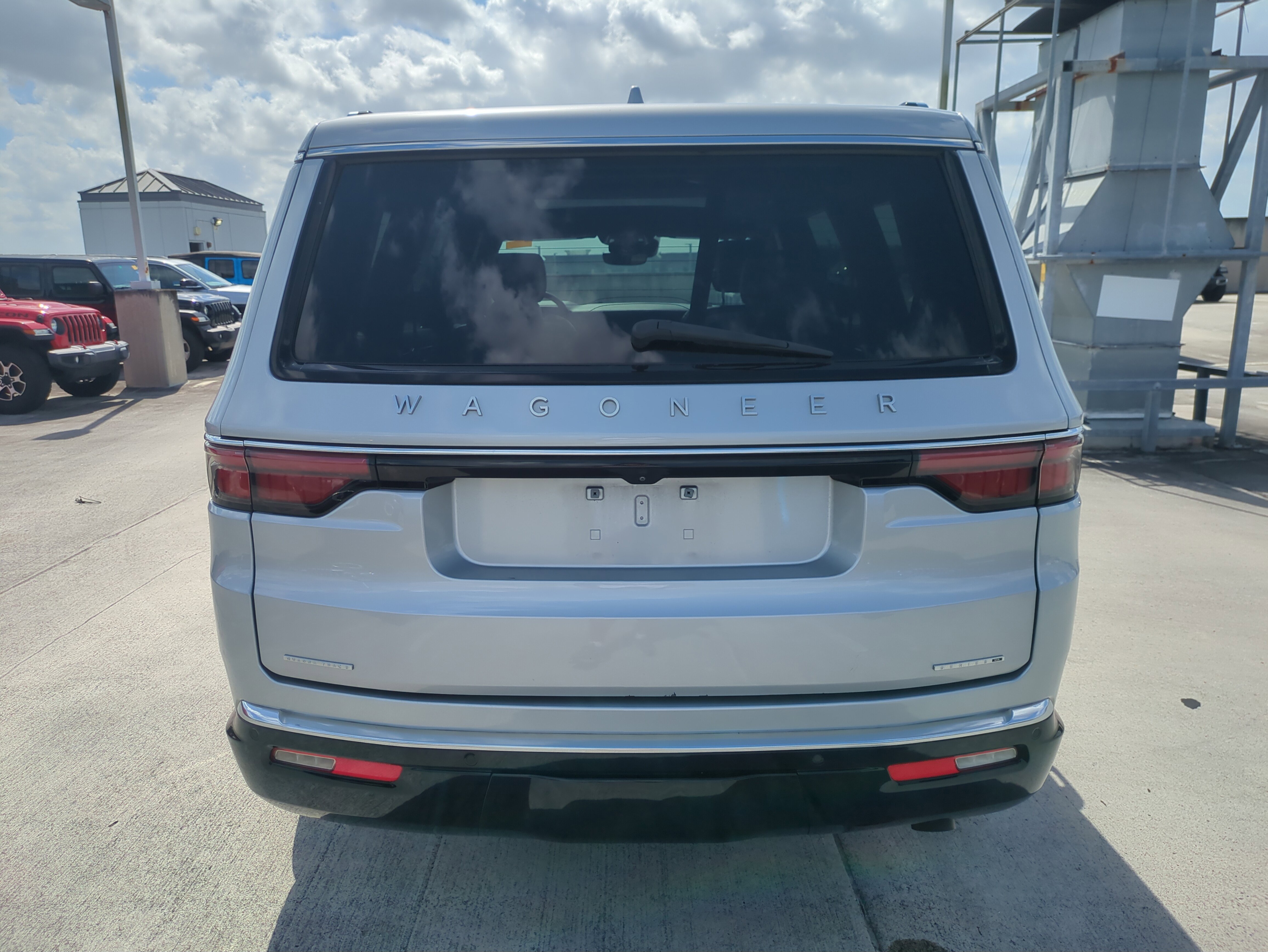 Used 2022 Jeep Wagoneer Series III w/ Premium Group I image 6