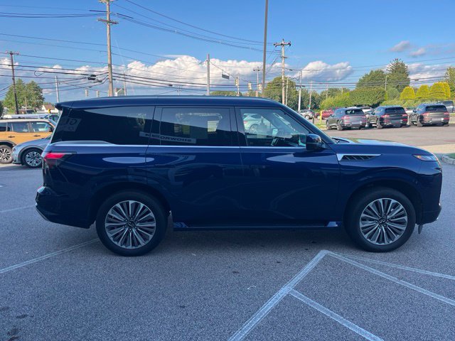 Used 2025 INFINITI QX80 Sensory AWD/4WD image 16