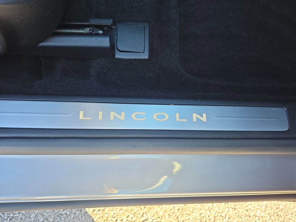 Used 2020 Lincoln MKZ Reserve image 17