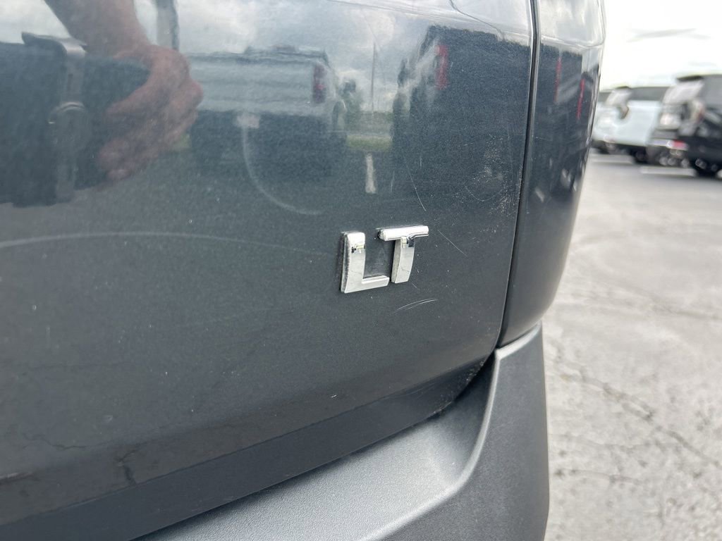 Used 2021 Chevrolet Traverse LT w/ LT Premium Package FWD image 12