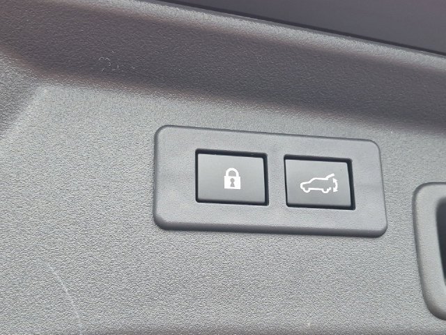 Certified 2026 Subaru Outback Premium AWD/4WD image 36