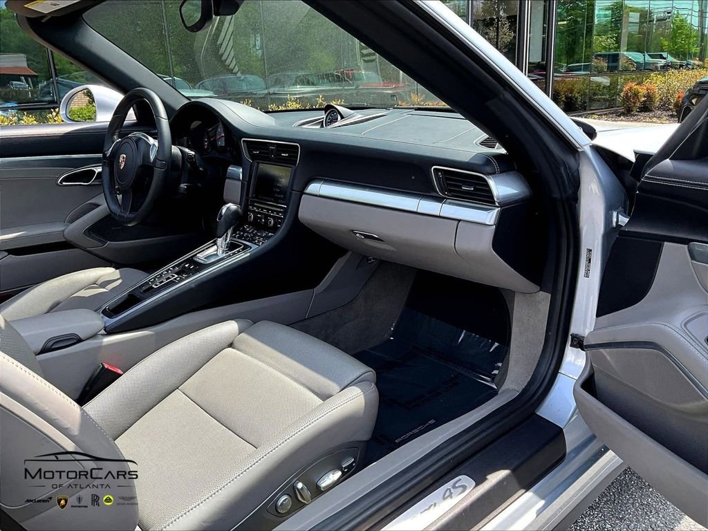 Used 2014 Porsche 911 Carrera 4S image 14