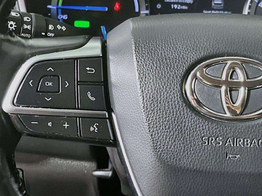 Used 2021 Toyota Highlander Limited FWD image 16