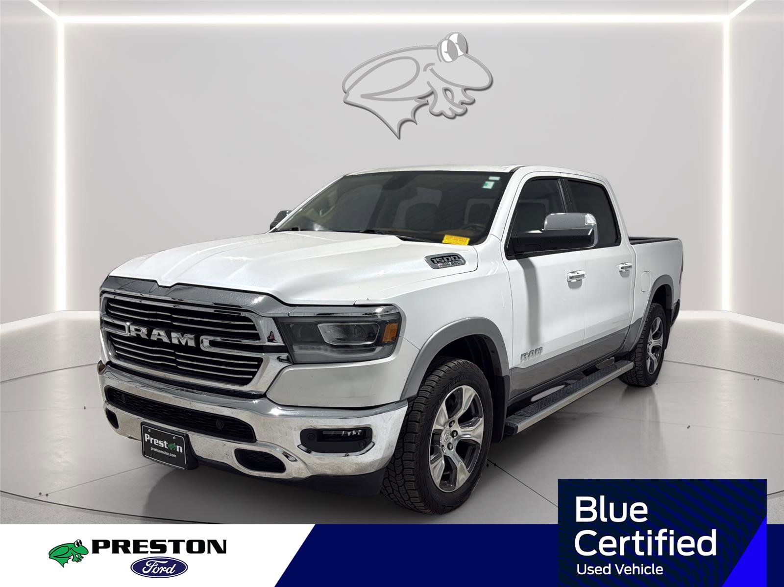 Used 2019 RAM 1500 Laramie AWD/4WD image 1