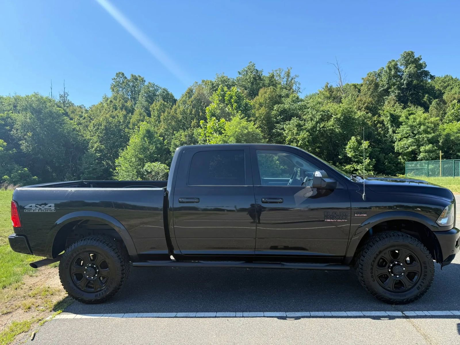 Used 2017 RAM 2500 Big Horn w/ Sport Appearance Group AWD/4WD image 7