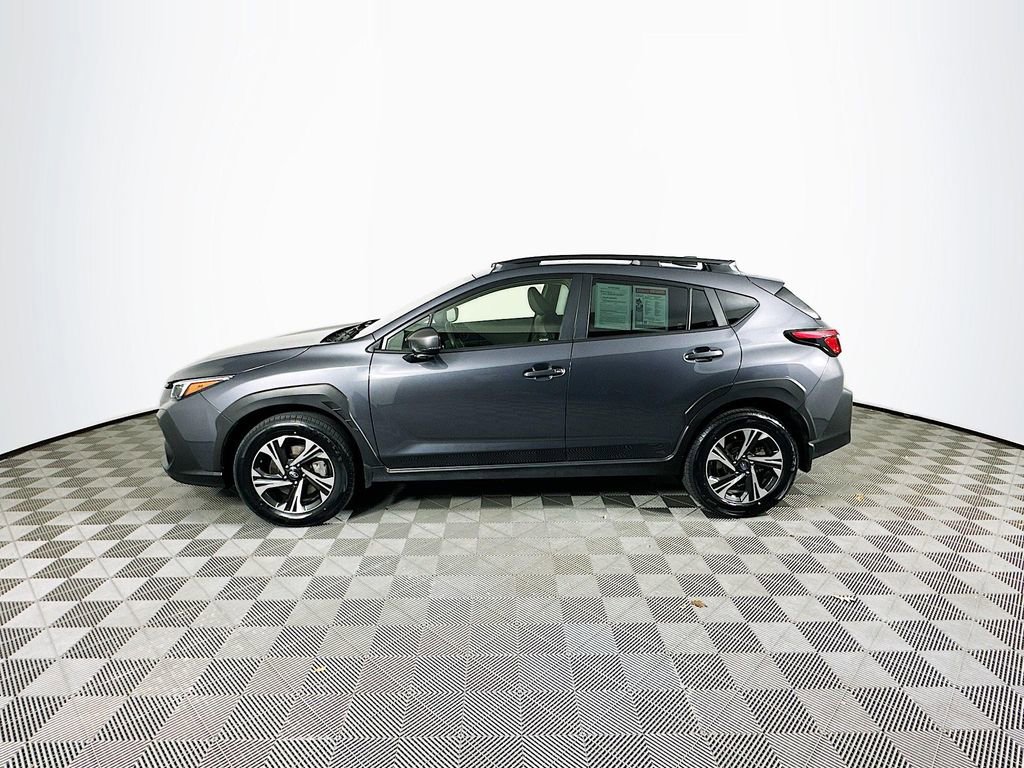 Used 2024 Subaru Crosstrek 2.0i Premium image 6