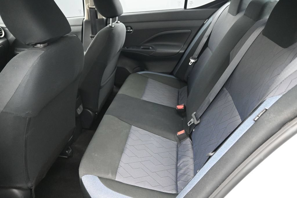 Used 2025 Nissan Versa SV FWD image 16