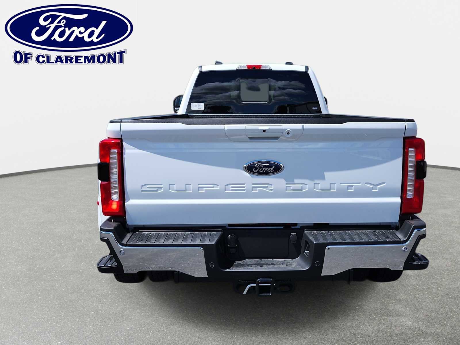 New 2026 Ford F450 XLT AWD/4WD image 17
