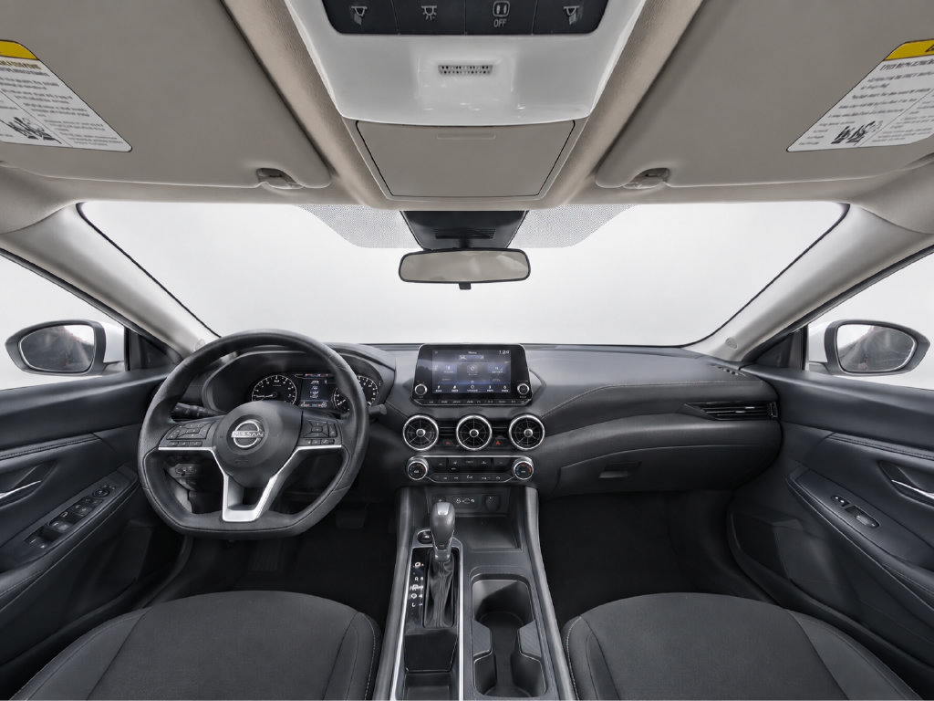 Used 2024 Nissan Sentra SV FWD image 13