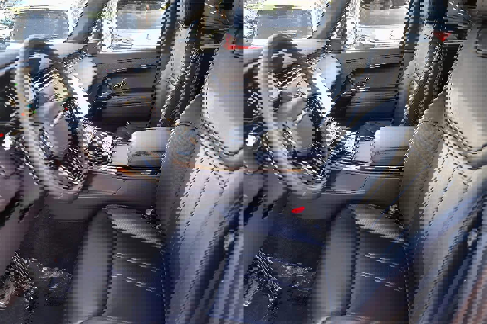 New 2026 Land Rover Range Rover Sport Dynamic SE image 16