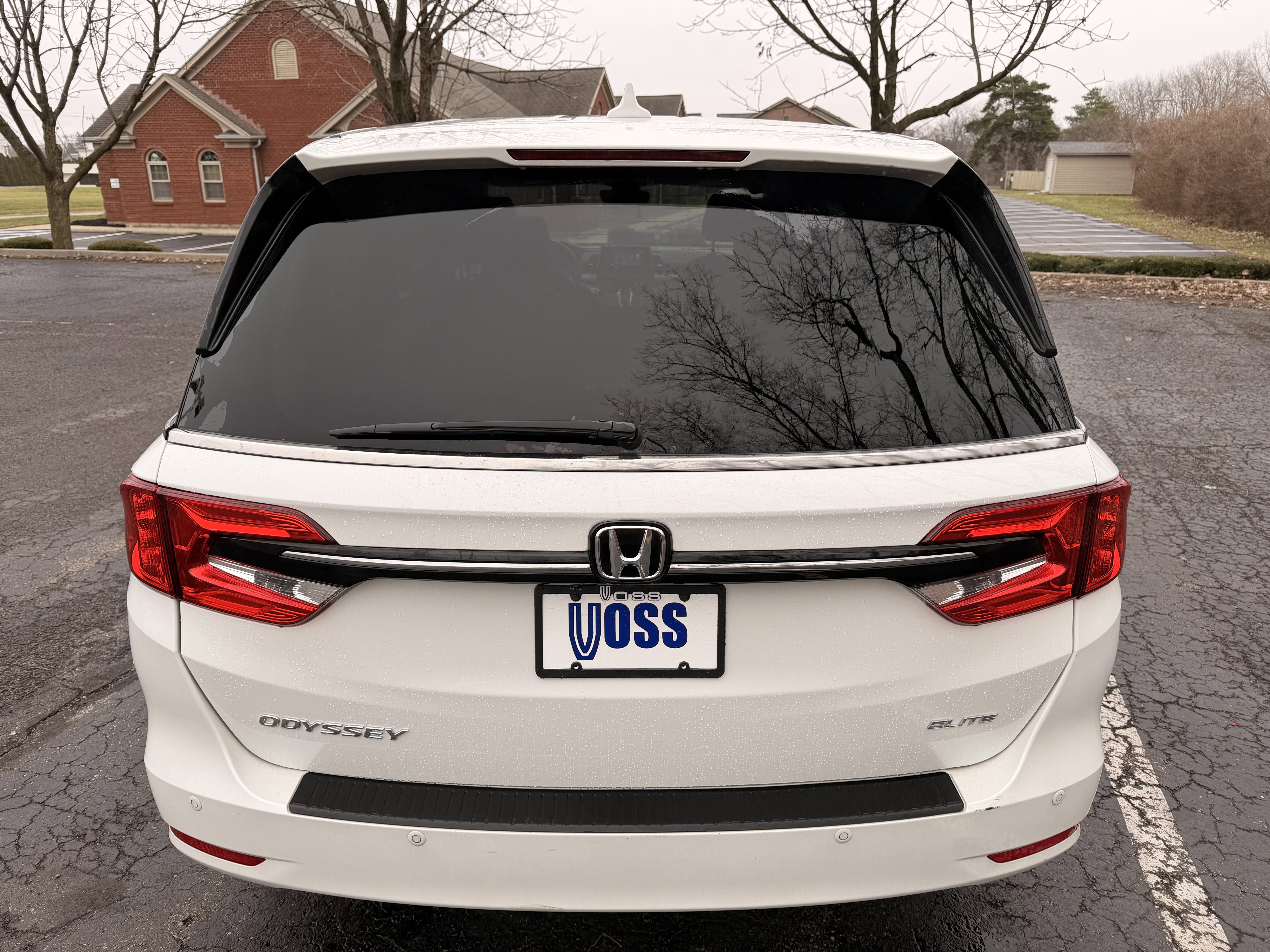 Used 2023 Honda Odyssey Elite image 4