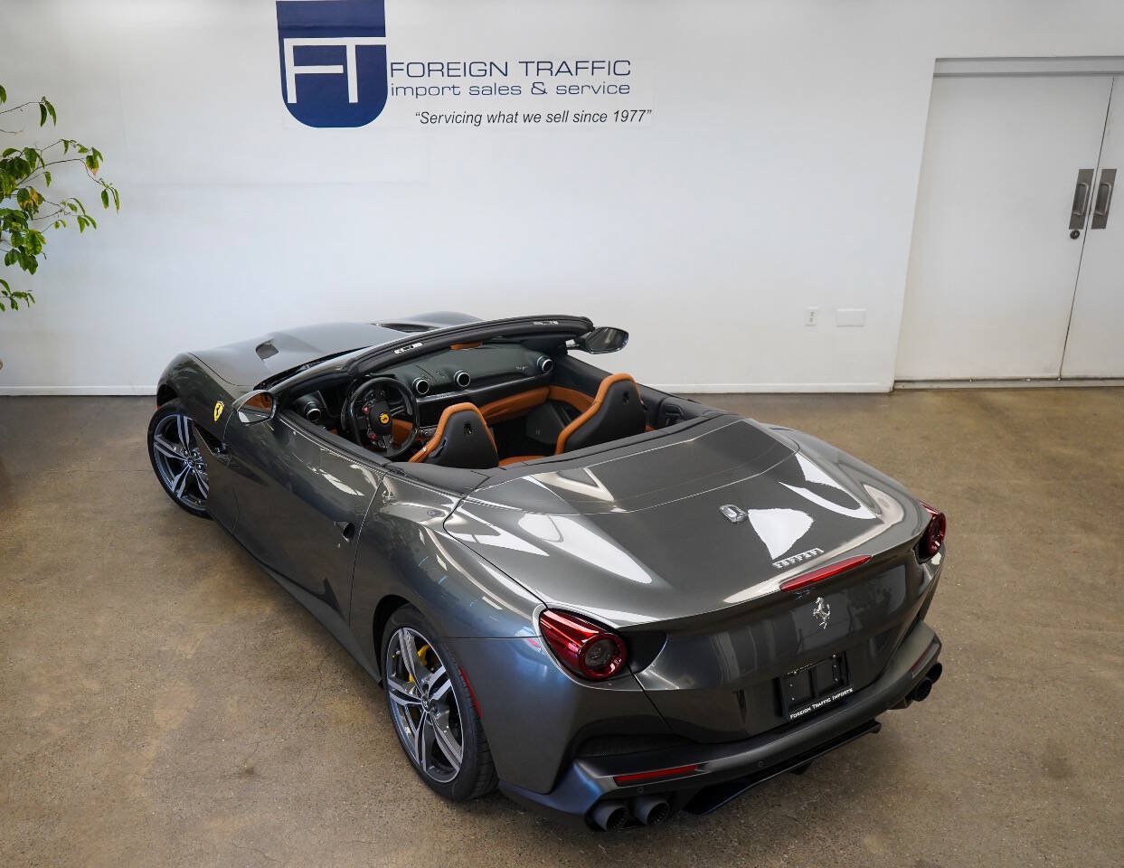 Used 2019 Ferrari Portofino RWD image 33