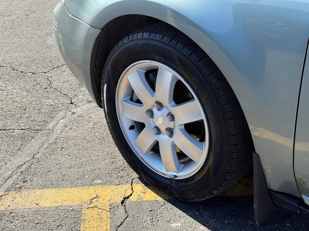 Used 2007 Ford Five Hundred SEL image 15