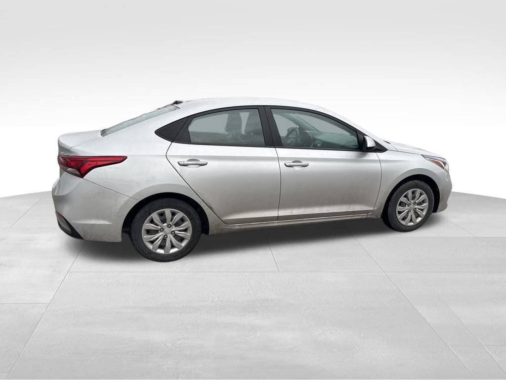 Used 2022 Hyundai Accent SE image 10