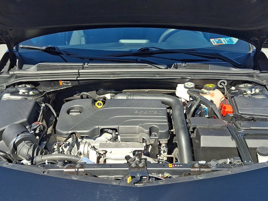 Used 2023 Chevrolet Malibu LS FWD image 28