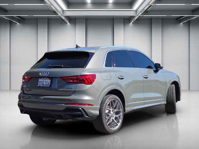 Used 2020 Audi Q3 2.0T Premium Plus w/ Premium Plus Package AWD/4WD image 4