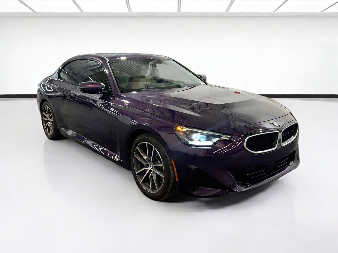 Used 2026 BMW 230i Coupe w/ Convenience Package RWD image 3