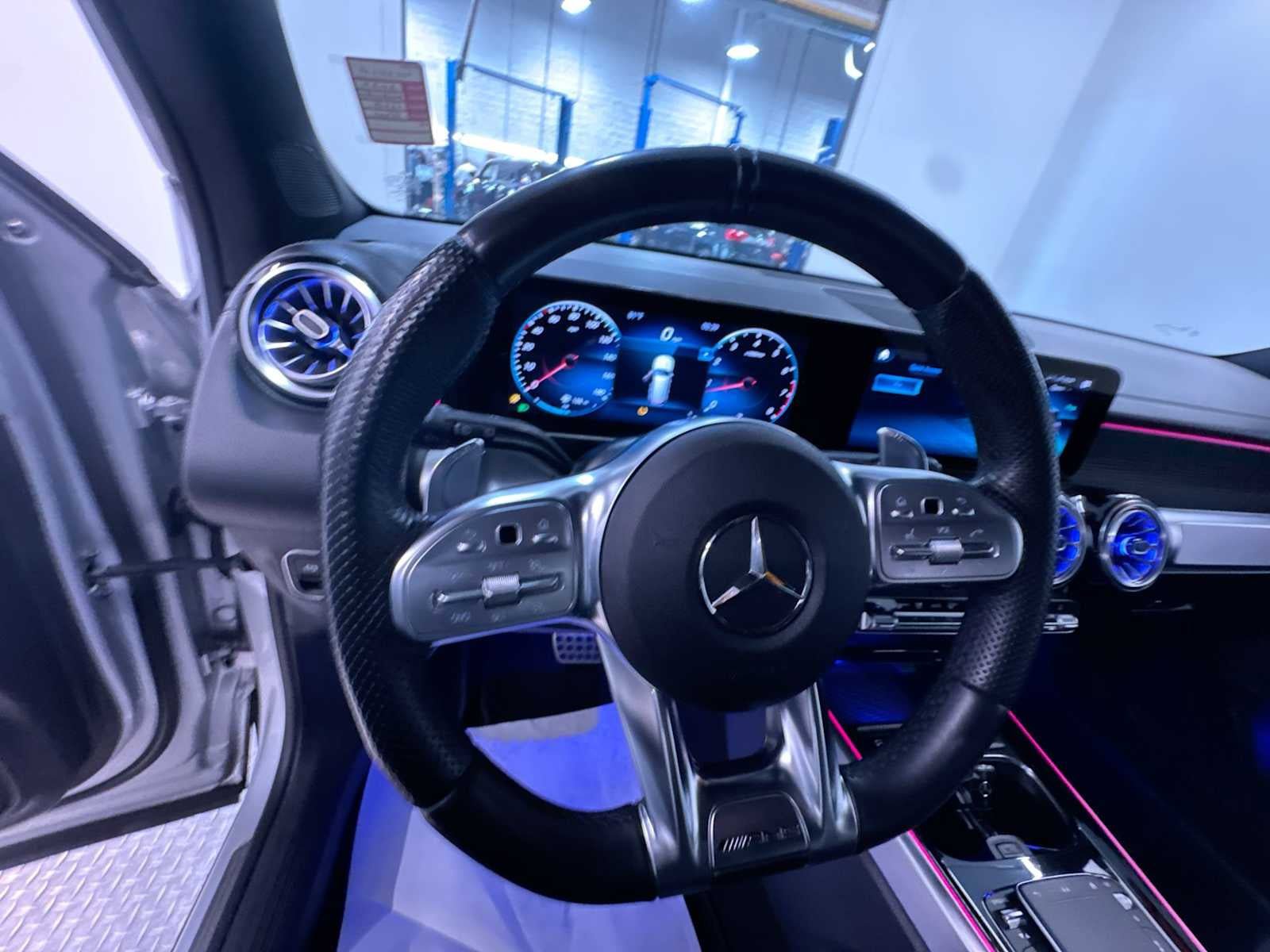 Used 2022 Mercedes-Benz GLB 35 AMG 4MATIC image 7