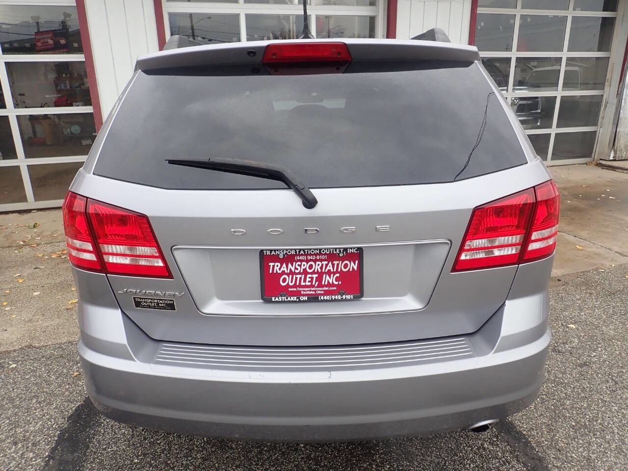 Used 2018 Dodge Journey SE image 24