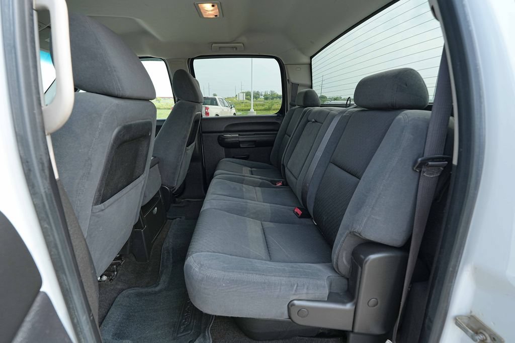 Used 2009 Chevrolet Silverado 2500 LT w/ Exterior Plus Package AWD/4WD image 13