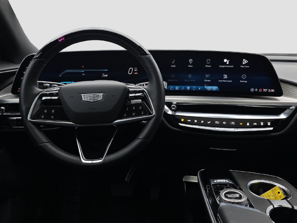 Used 2023 Cadillac Lyriq 2WD image 13