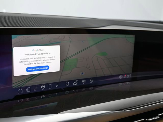 New 2025 Cadillac Escalade IQ Luxury 2 image 31