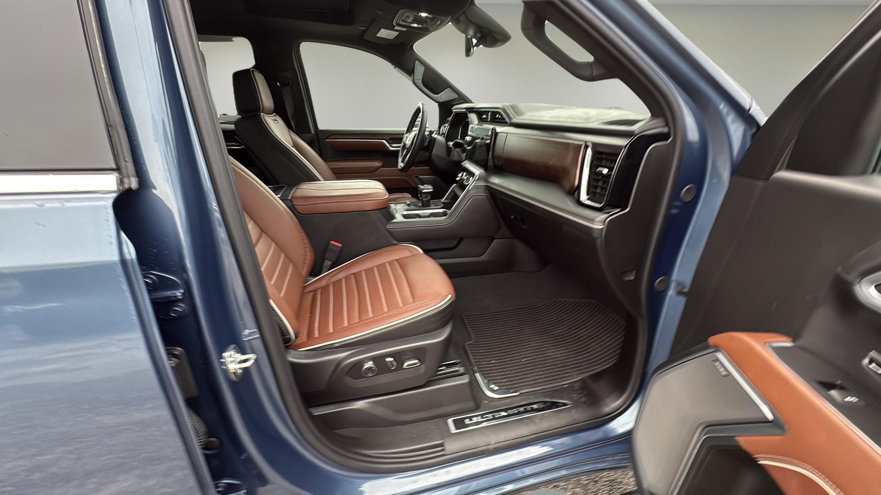 Used 2026 GMC Sierra 1500 Denali Ultimate image 13