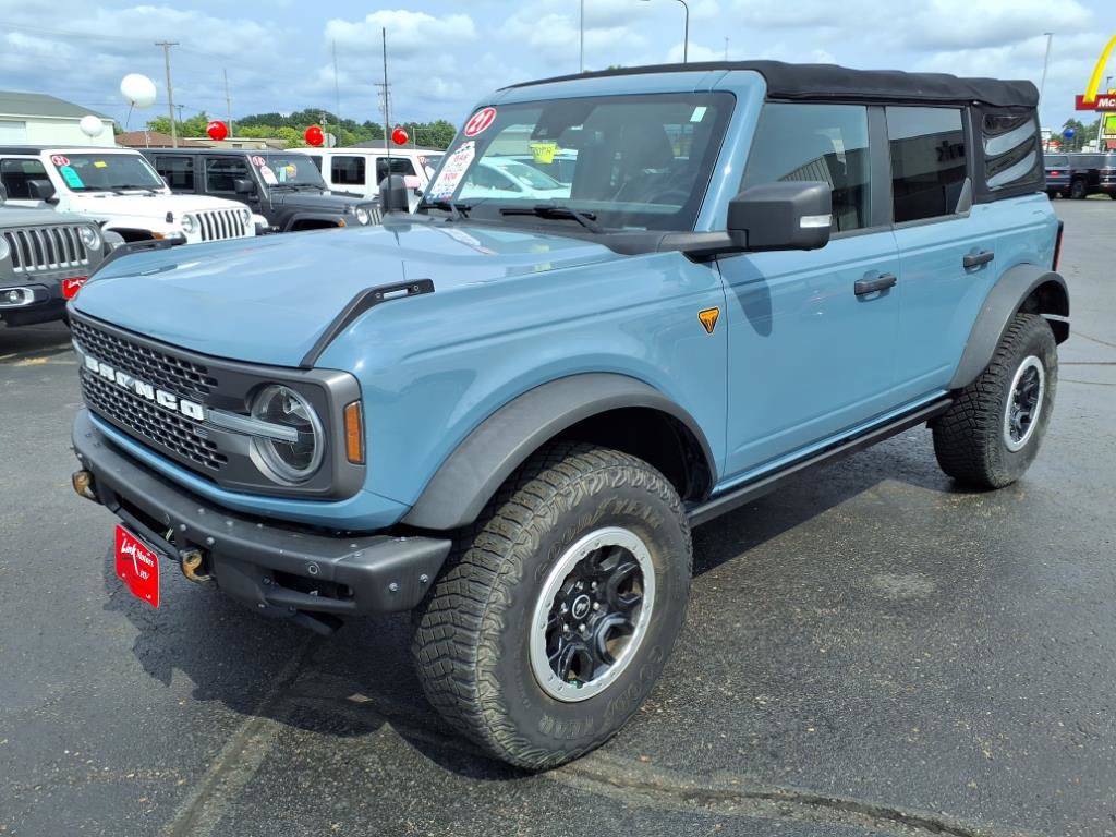 Used 2021 Ford Bronco Badlands image 8