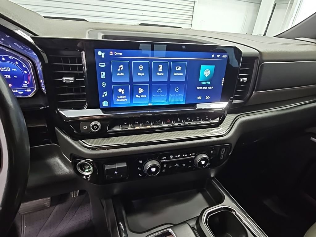 Used 2024 Chevrolet Silverado 1500 ZR2 image 12