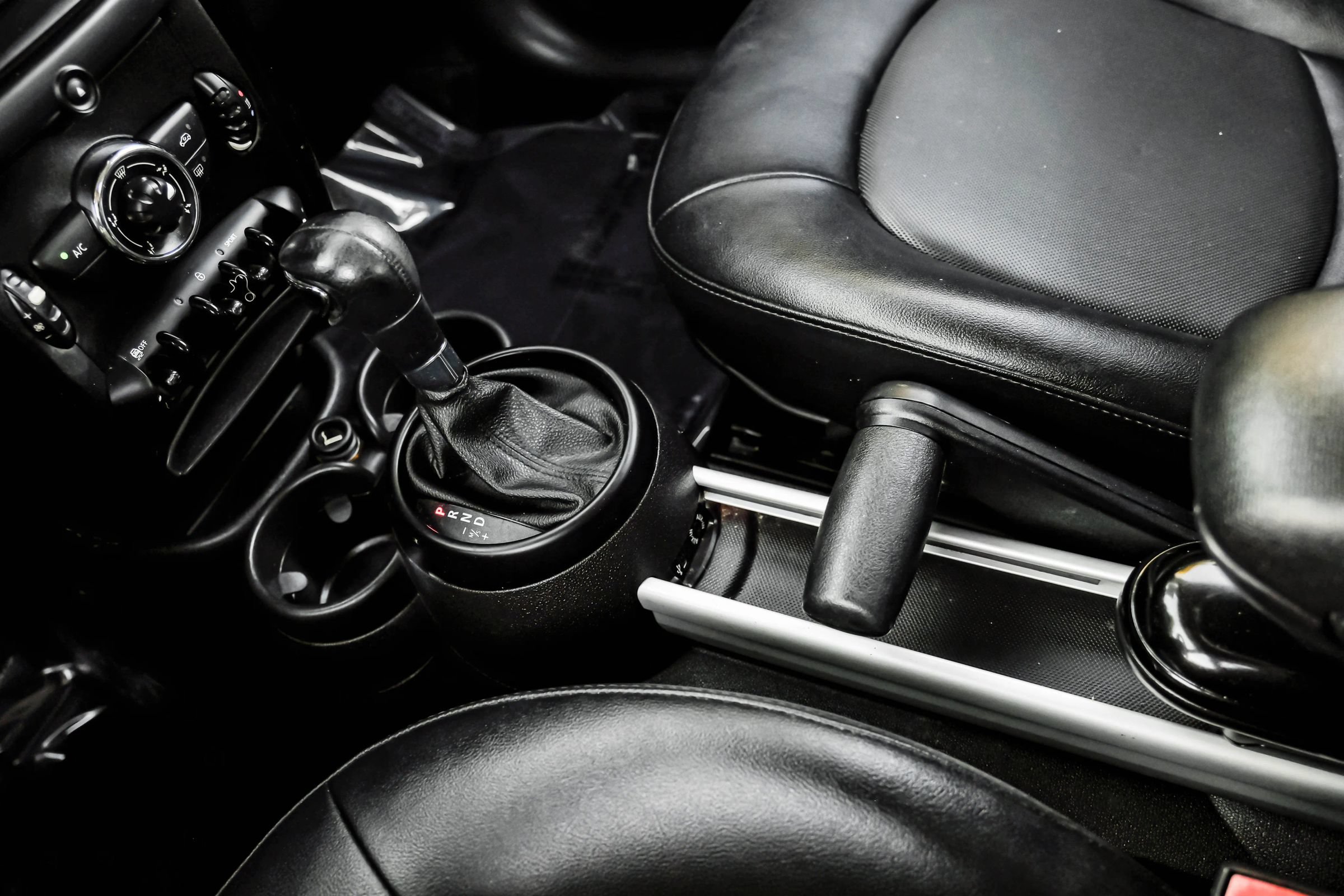 Used 2014 MINI Cooper Countryman FWD image 23